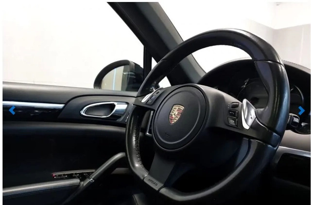 Porsche Cayenne cena 102000 przebieg: 264000, rok produkcji 2011 z Olsztyn małe 379